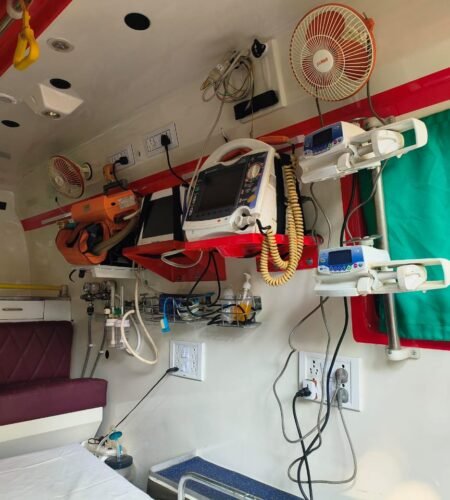 WhatsApp Image 2025-04-11 at 18.03.08