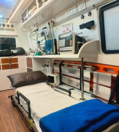 WhatsApp Image 2025-04-11 at 18.03.16 (1)